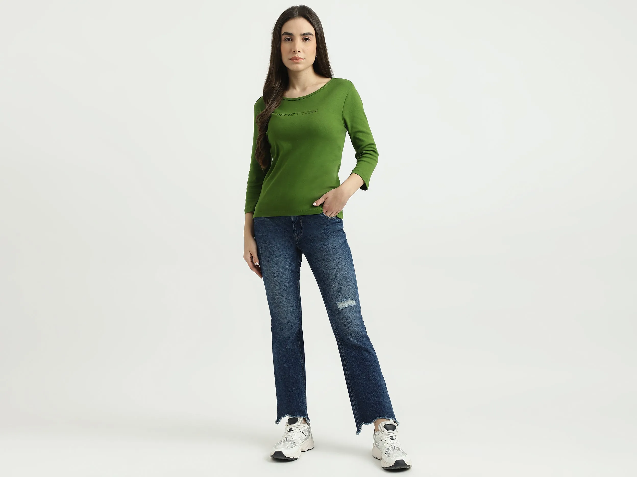 Women Embellished Round Neck Top