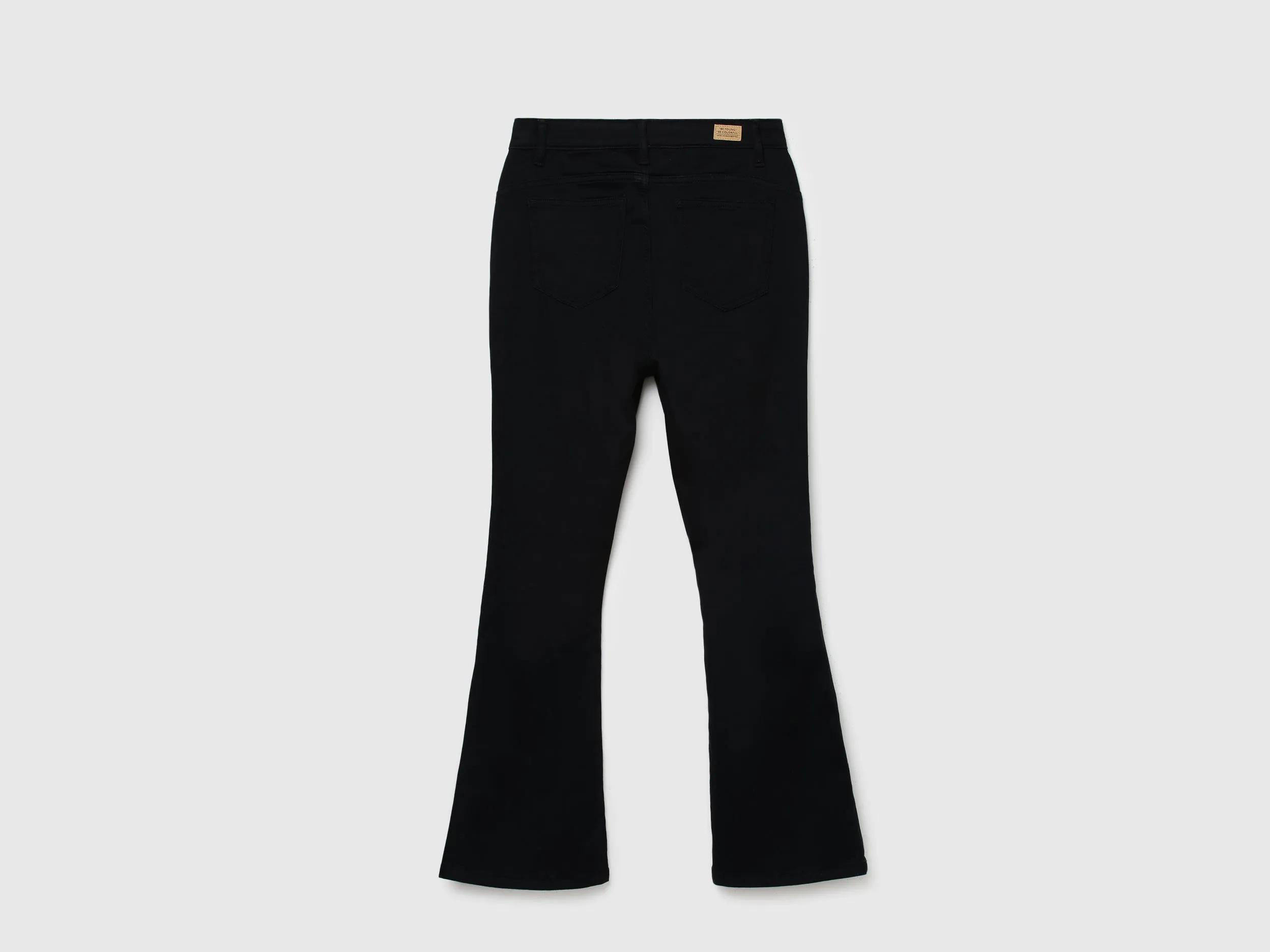 Women Solid Bootleg Jeans