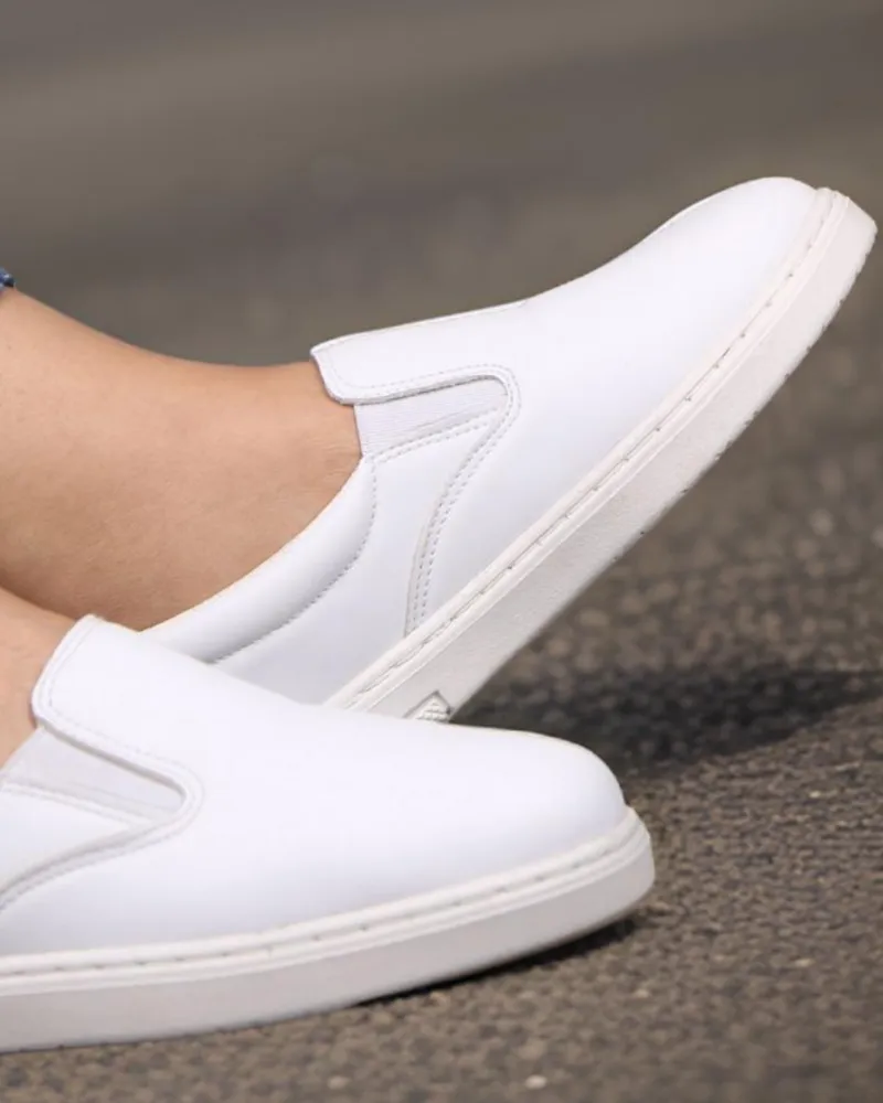 Women's Sneakers - 4009