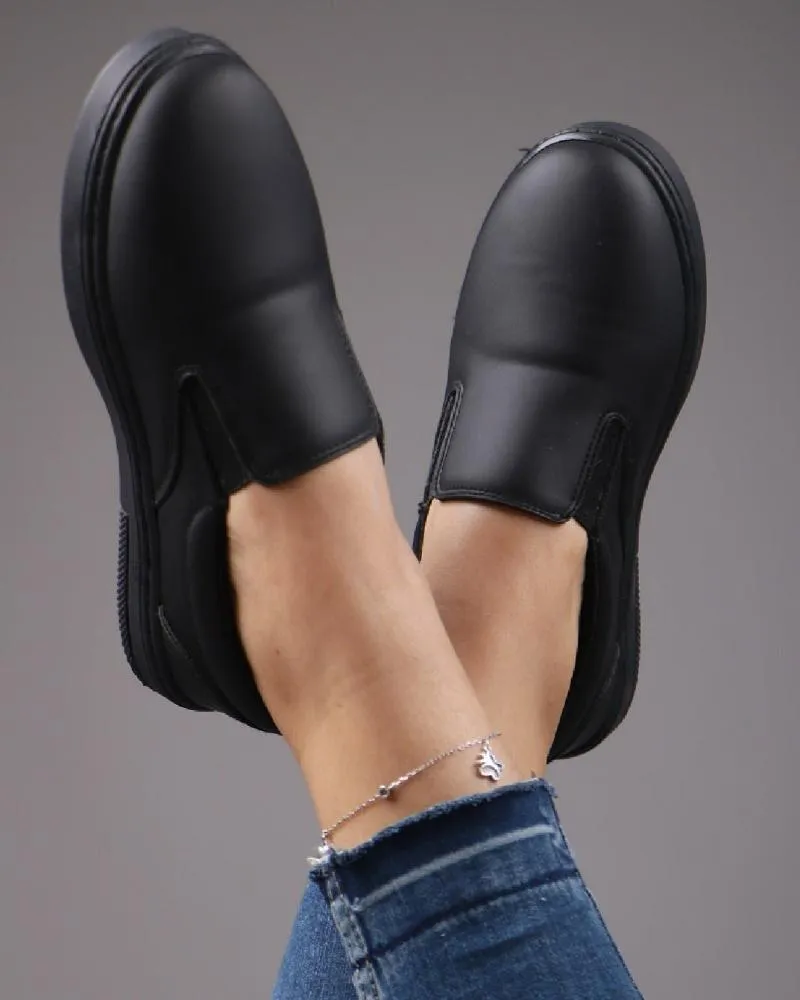 Women's Sneakers - 4009