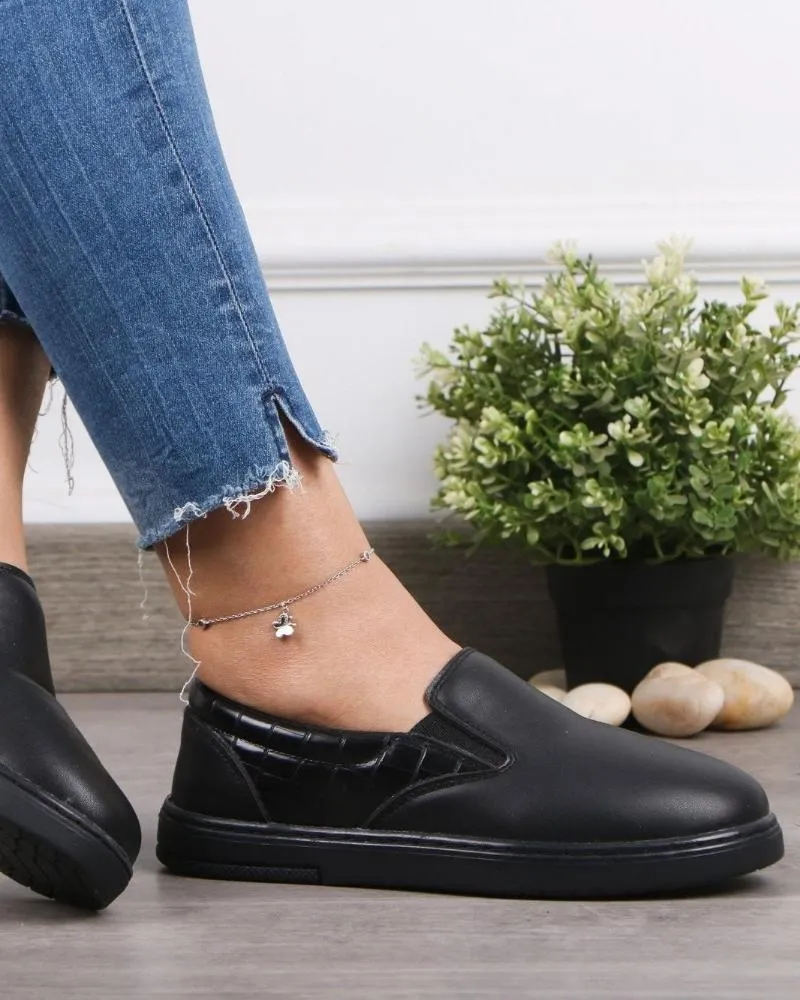 Women's Sneakers - 4009