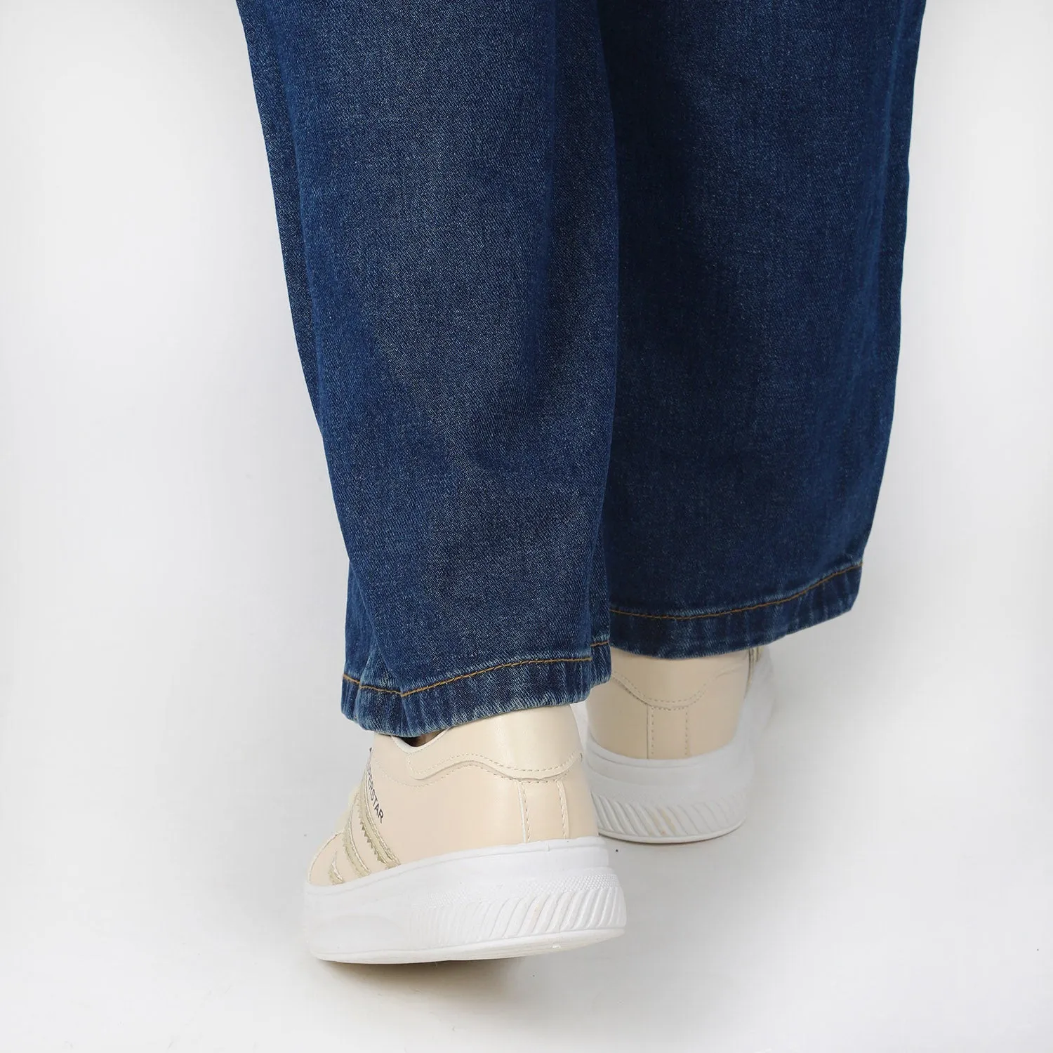 Women's Stylish, Comfortable & Trendy Sneakers for Every Occasion